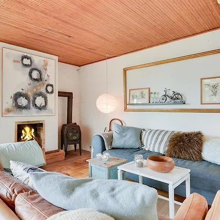 Three-bedroom Holiday In Rude