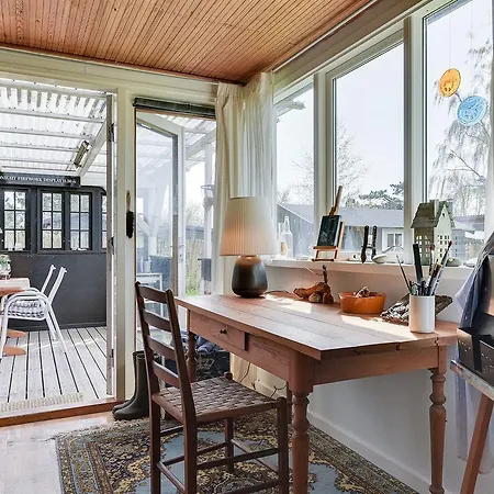 Three-bedroom Holiday In Rude
